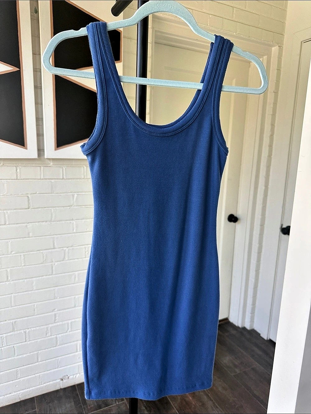 Signature 8 Blue Mini Dress Size Small Like New